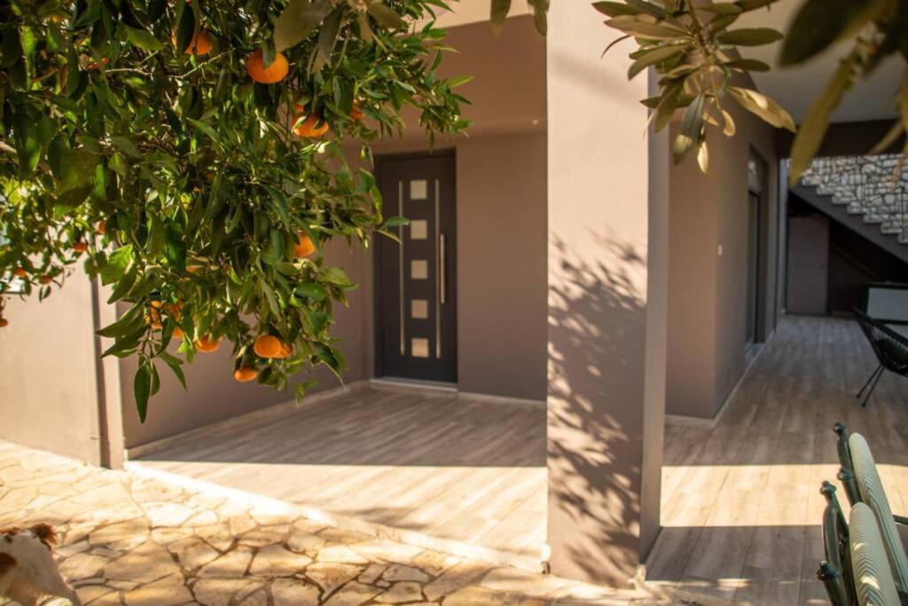Akrivi'S House In Kalamata Exterior foto
